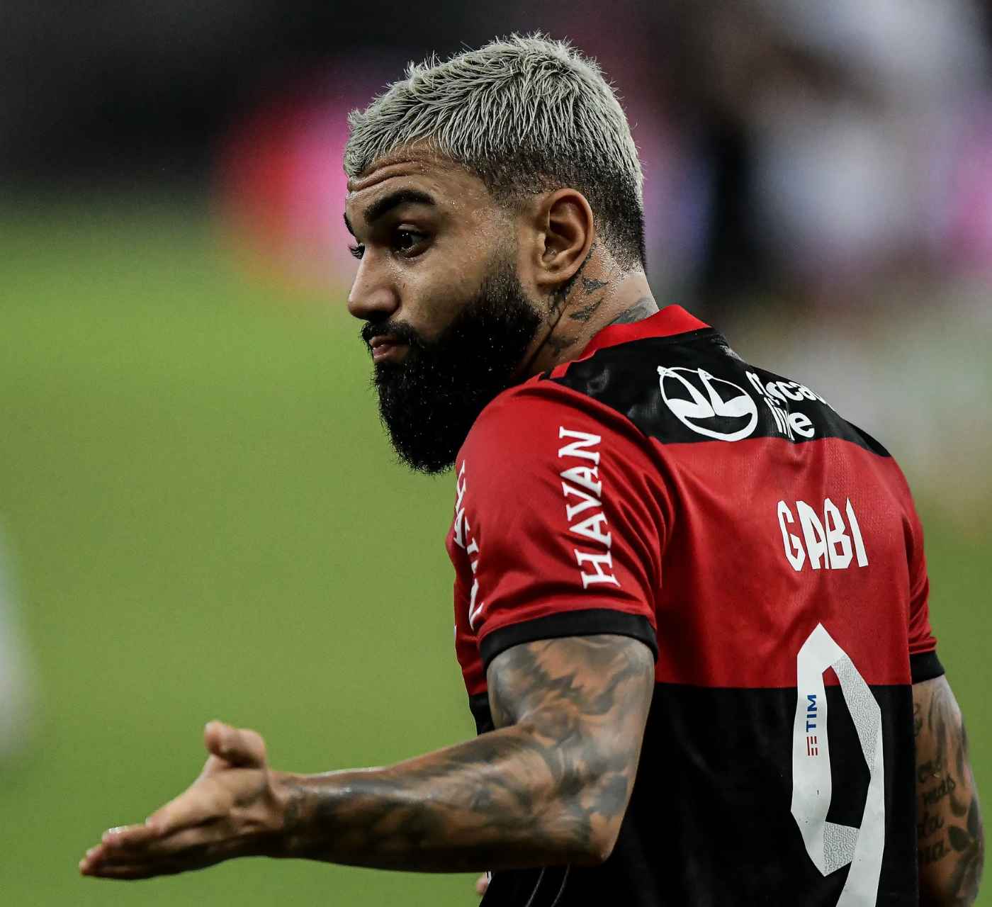 NADA DE REFORÇAR RIVAL! DIRIGENTE DO FLAMENGO DESCARTA NEGOCIAR GABIGOL COM CLUBES BRASILEIROS